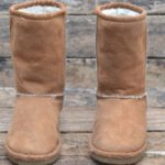 How to Make the Inside of UGGs Fluffy Again